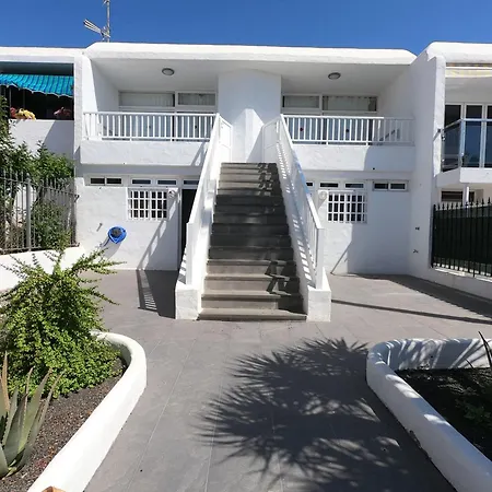 Casa Jardines Apartment *